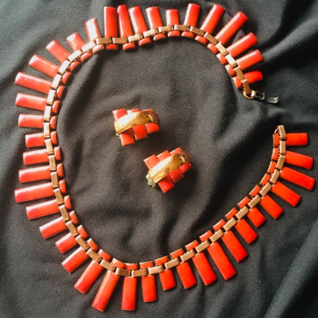 Vintage Matisee Necklace And Earrings Set 78$
